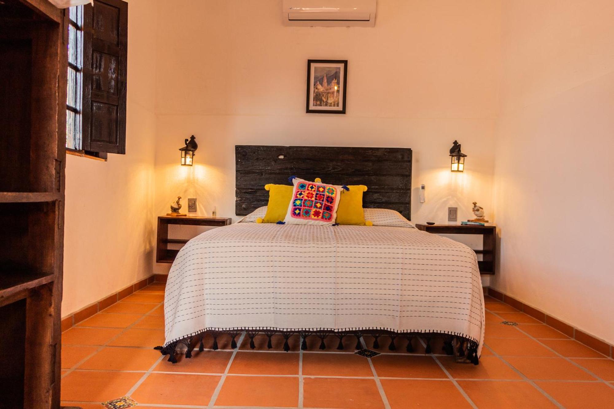 Casa De Hospedaje -La Abadia De San Pedro Guadalajara Eksteriør bilde