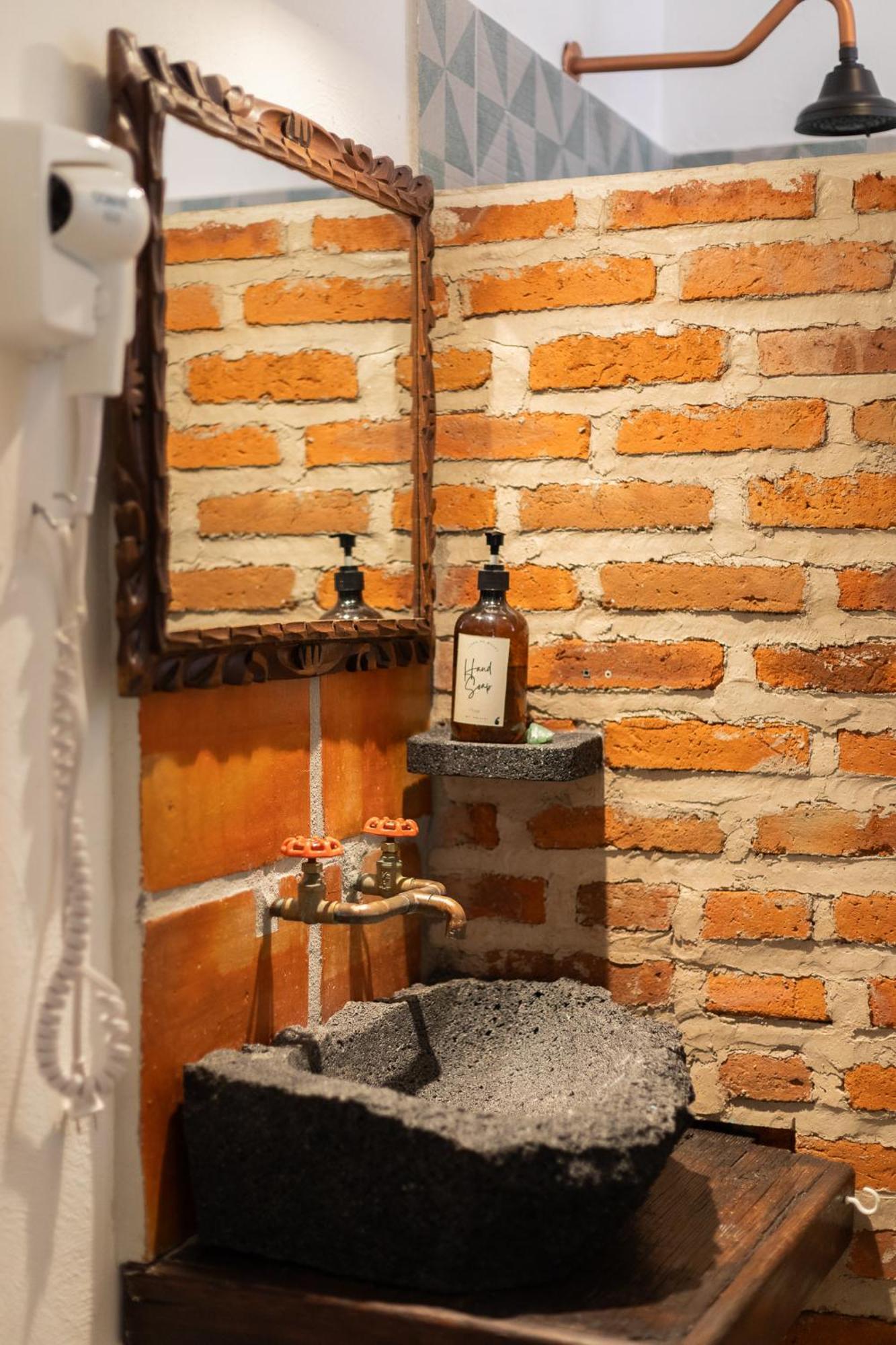 Casa De Hospedaje -La Abadia De San Pedro Guadalajara Eksteriør bilde