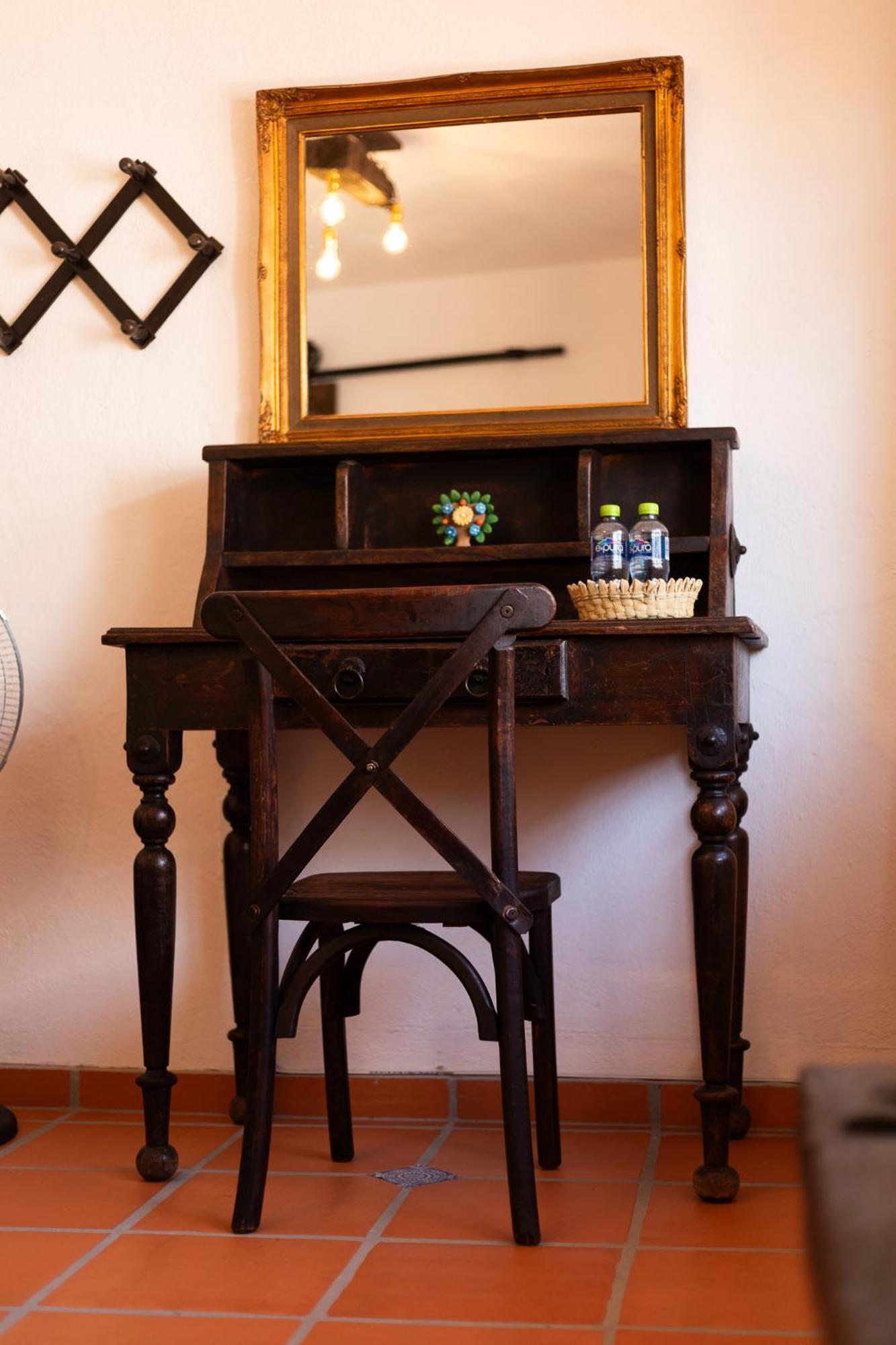 Casa De Hospedaje -La Abadia De San Pedro Guadalajara Eksteriør bilde